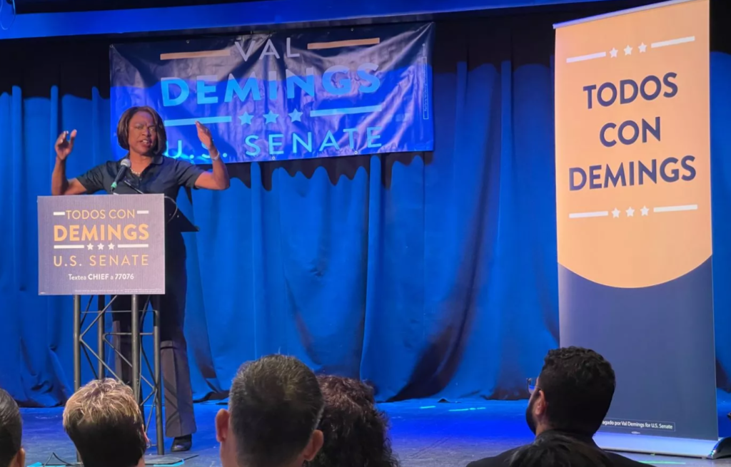 Val Demings, Democratic Senate candidate in Florida, launches "Todos con Demings," its Hispanic press engagement campaign to highlight its message to Latino communities across the state. Photo: Adrian Carrasquillo, Newsweek